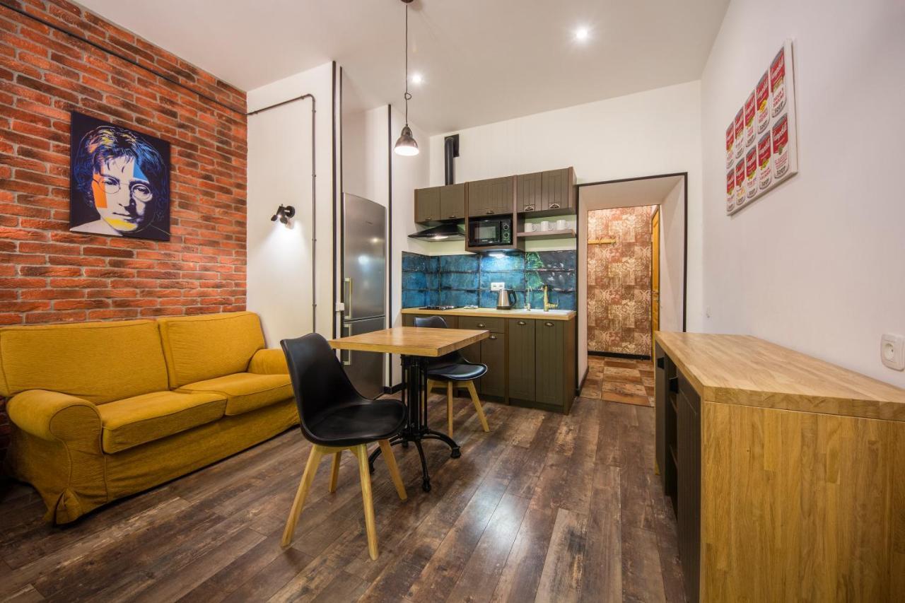 Self Check-In Apartments Near Landscape Alley Kijów Zewnętrze zdjęcie
